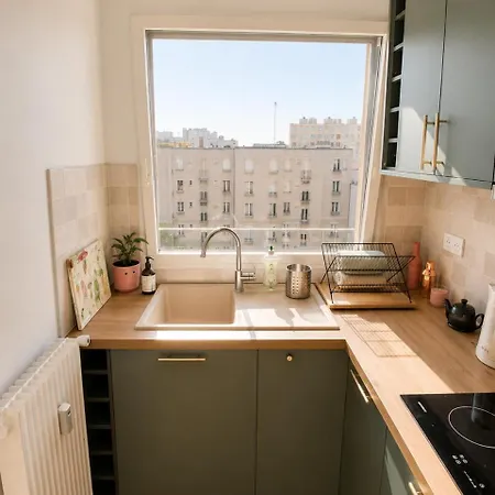 Apartment Calme & Balcon Entre Nation, Bastille & Vincennes